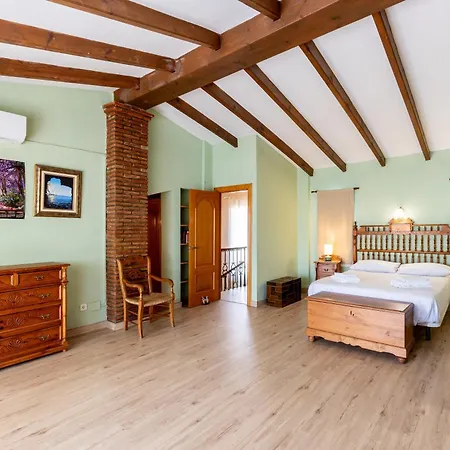 Pino Leal Holiday home